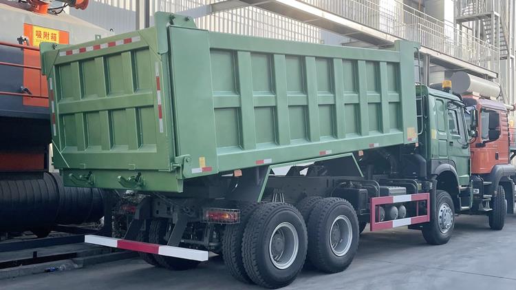 Sinotruk Howo 371HP Tipper Truck for Sale In Mozambique