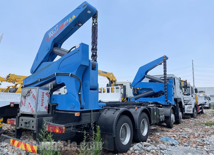 20 ft Side Lifter Truck for Sale In Oman