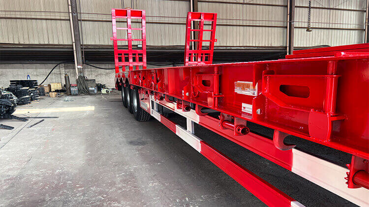 3 Axle 60ton Lowbed Trailer Truck for Sale Price 